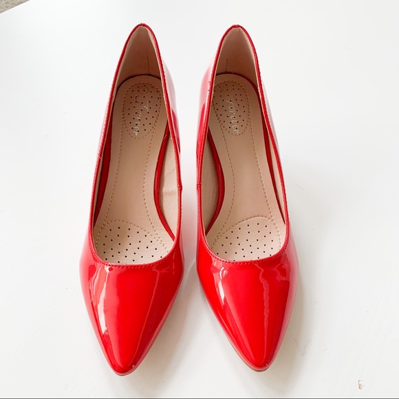 Forever Red Pat Heels Grande-22 - Picture 4 of 7